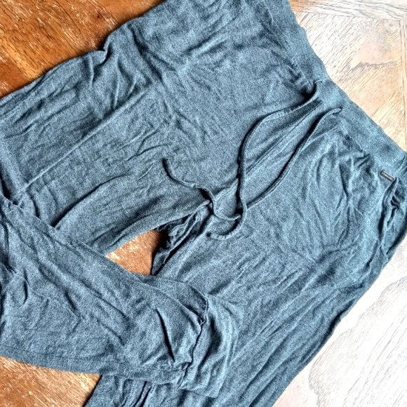Super Light and Comfy Gray Tahari Joggers!!! - Picture 1 of 9